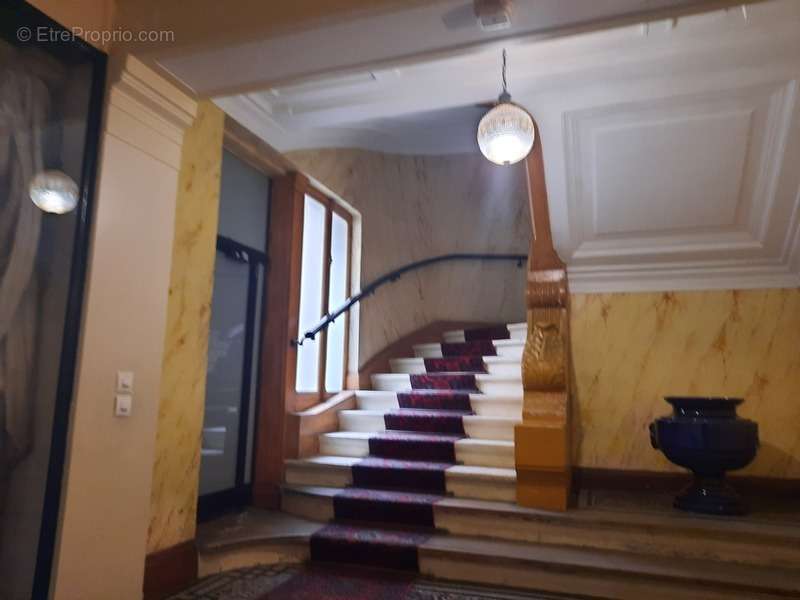 Appartement à PARIS-10E