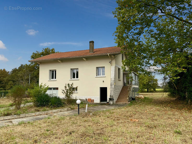 Maison à BARCELONNE-DU-GERS