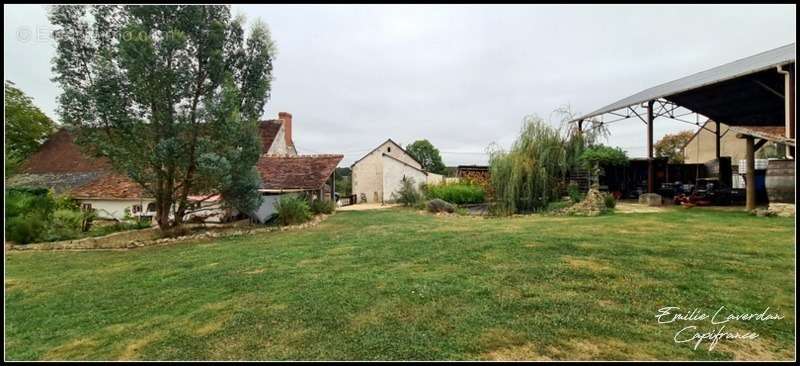 Maison à OULCHES