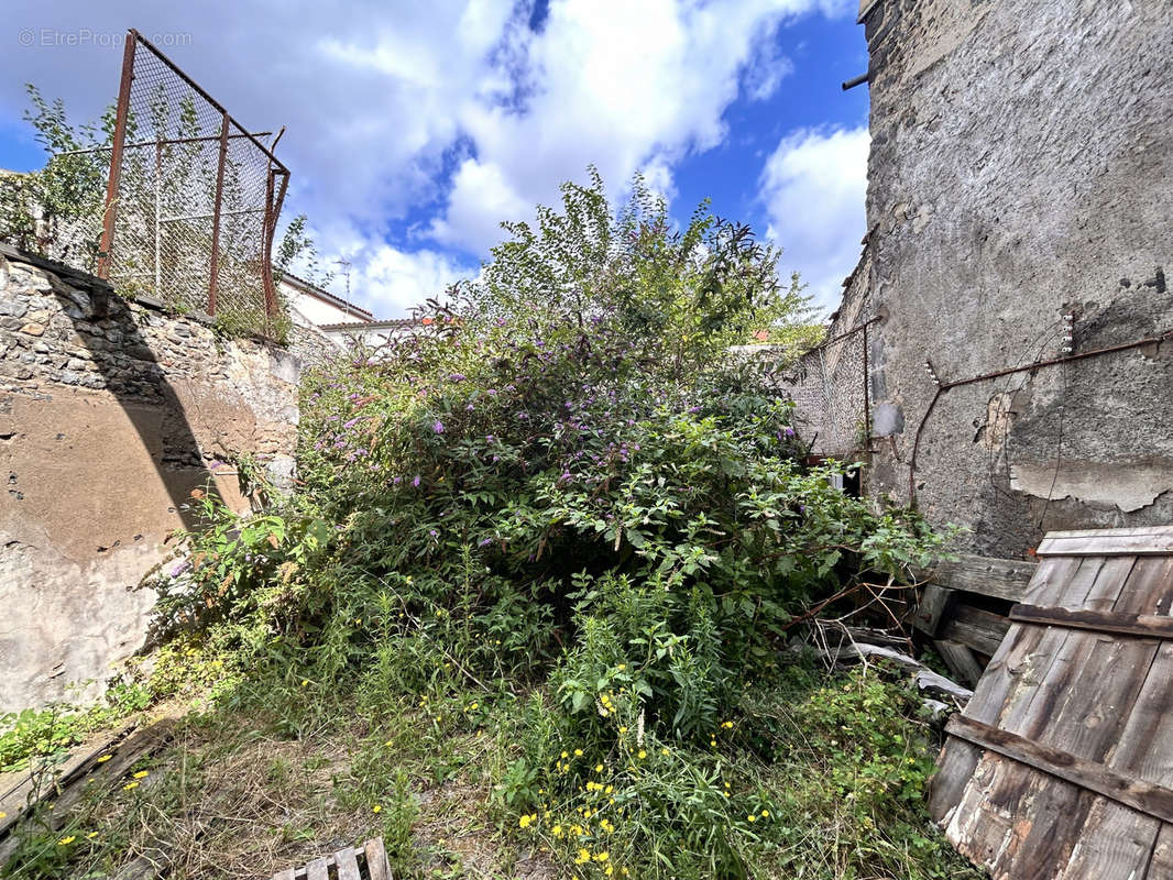 Maison à CLERMONT-FERRAND