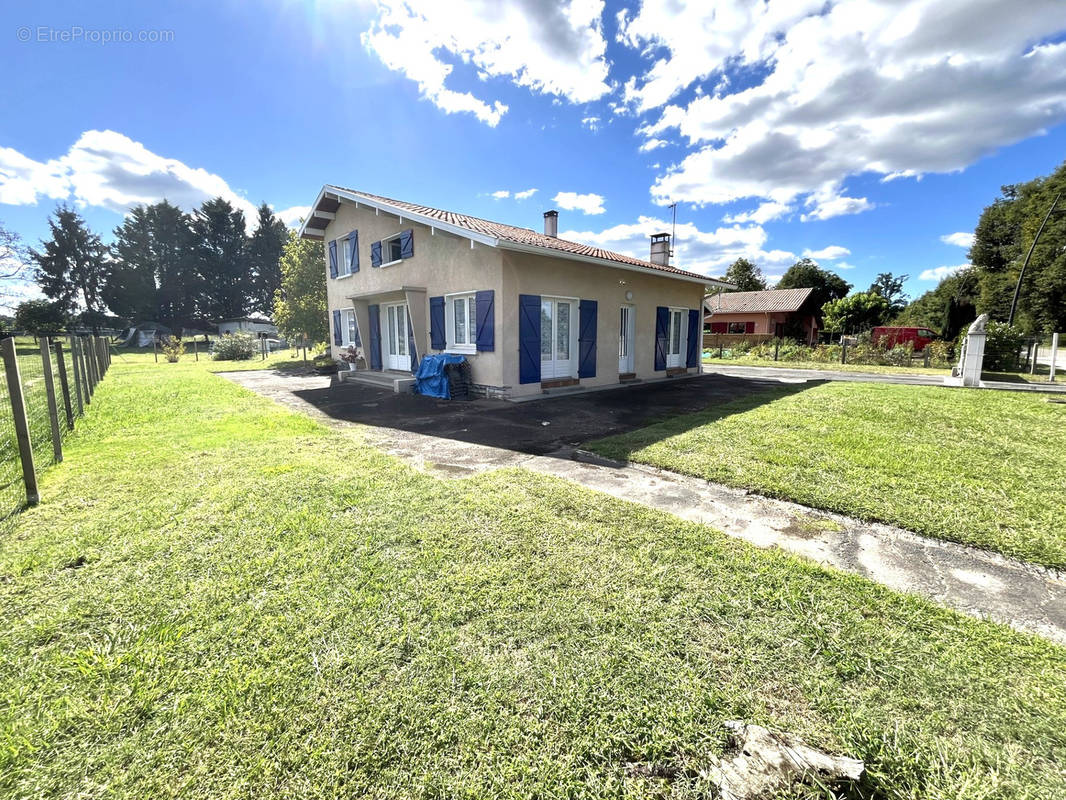 Maison à JOSSE