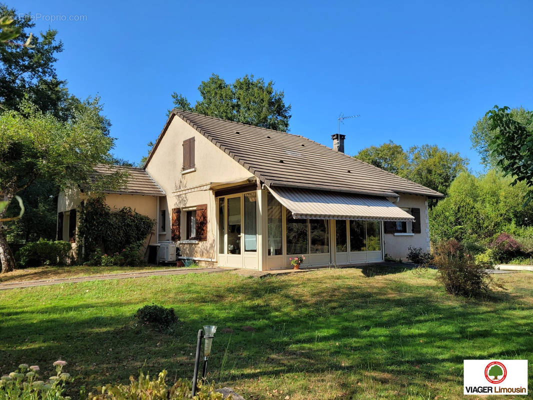 Maison à BRIGNAC-LA-PLAINE