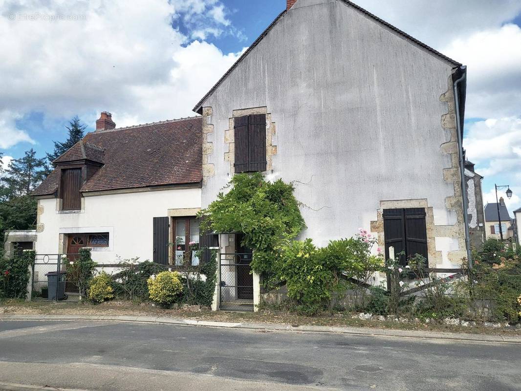 Maison à JOUET-SUR-L&#039;AUBOIS