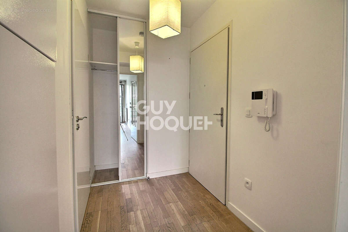 Appartement à CHAVILLE