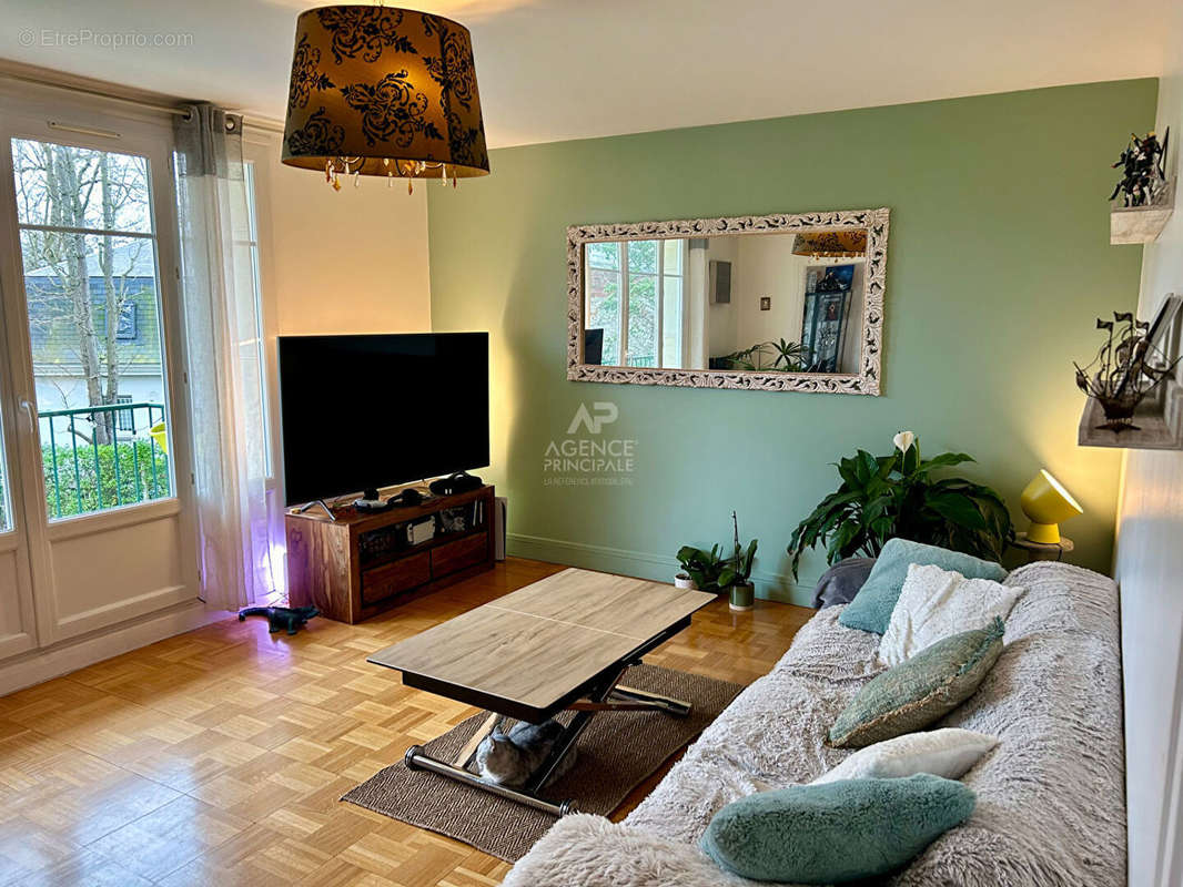 Appartement à MAISONS-LAFFITTE