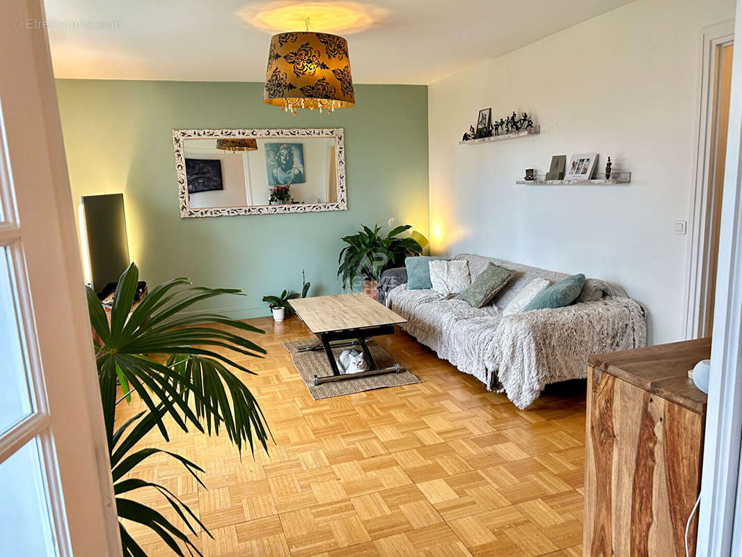 Appartement à MAISONS-LAFFITTE