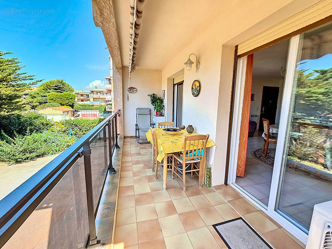 Appartement à SIX-FOURS-LES-PLAGES