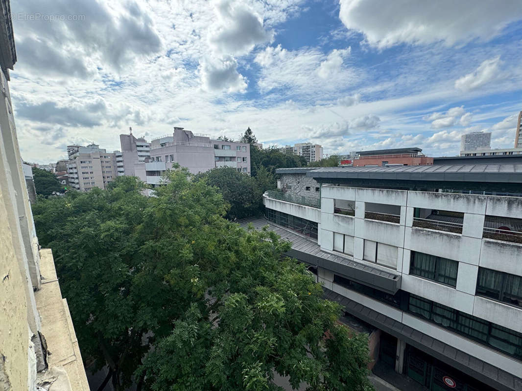 Appartement à PARIS-19E