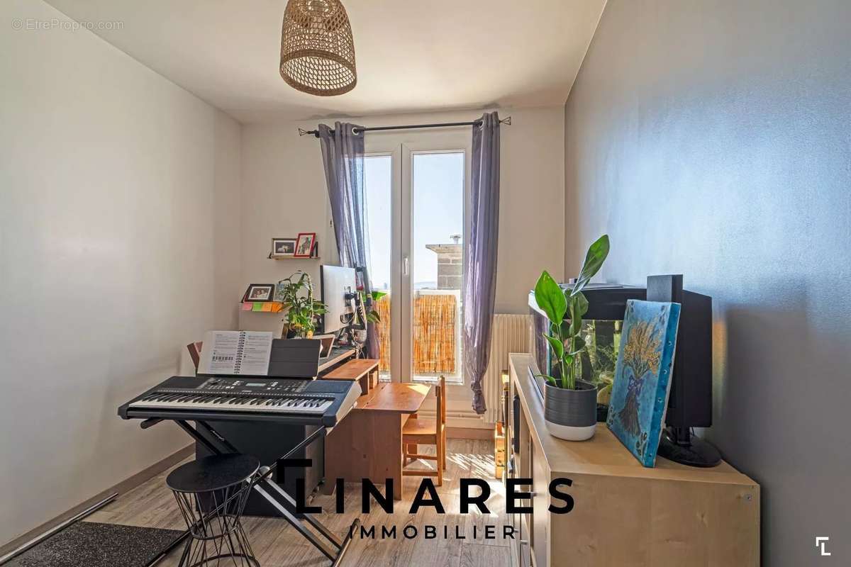 Appartement à MARSEILLE-12E