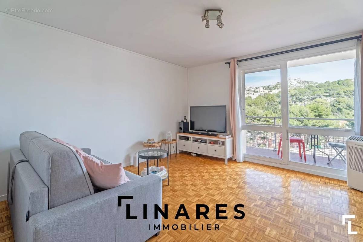 Appartement à MARSEILLE-9E