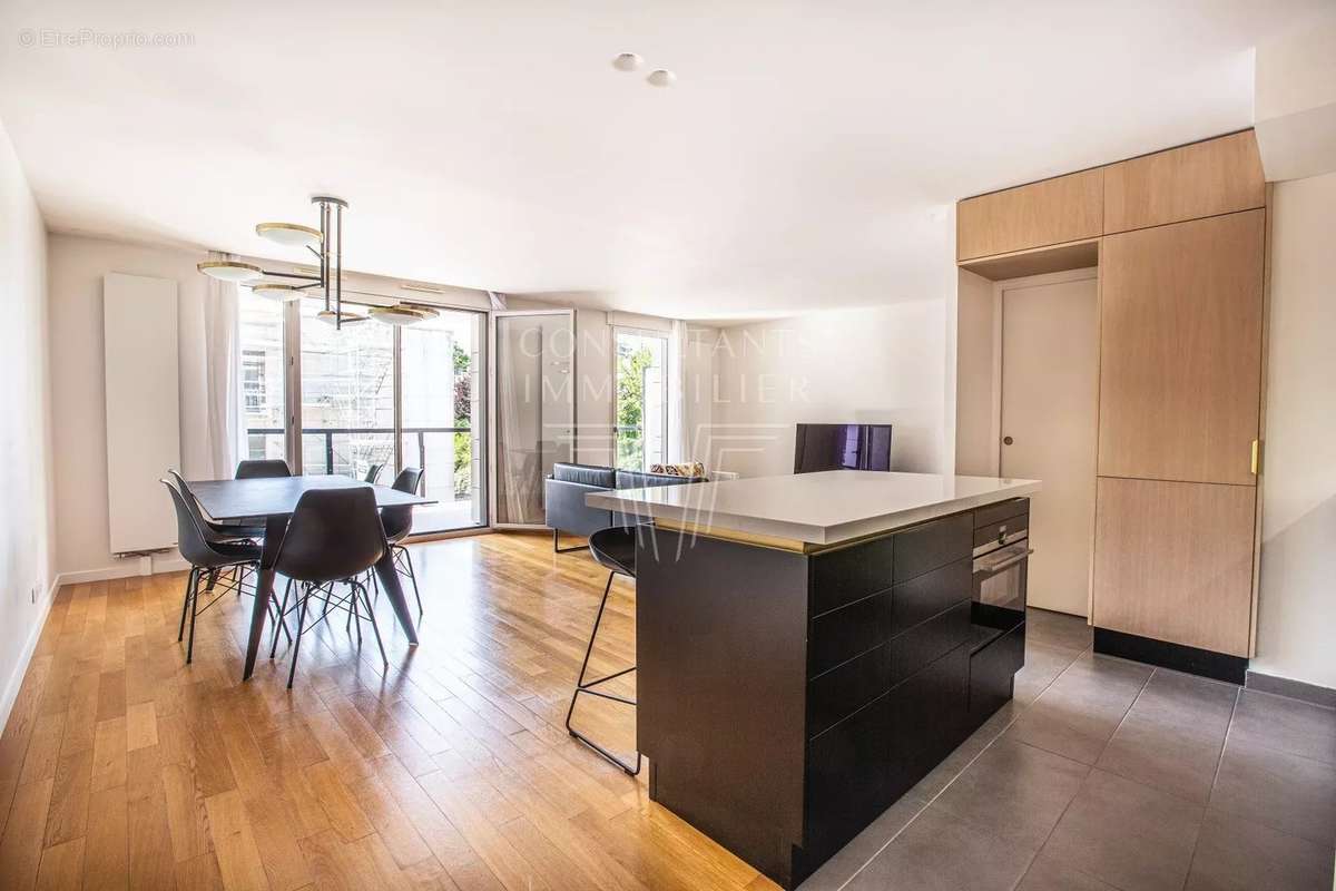 Appartement à BOULOGNE-BILLANCOURT