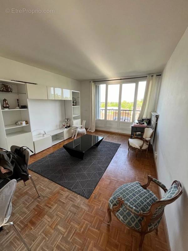 Appartement à RUEIL-MALMAISON