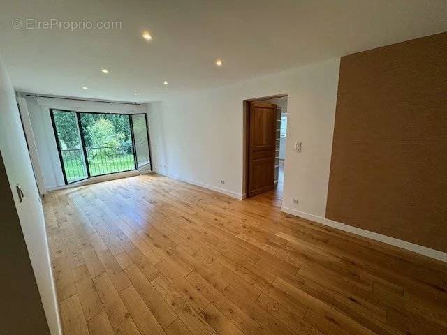 Appartement à RUEIL-MALMAISON