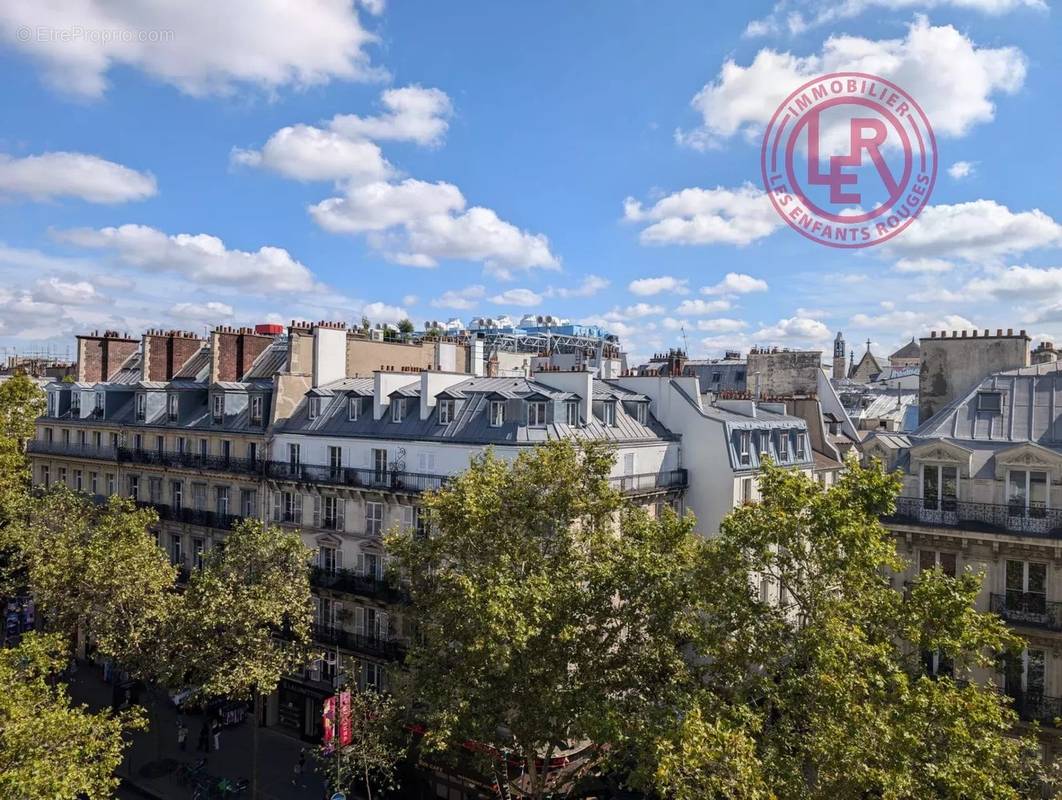 Appartement à PARIS-1E