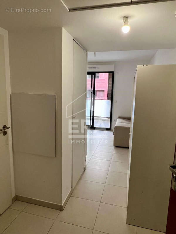 Appartement à MARSEILLE-2E