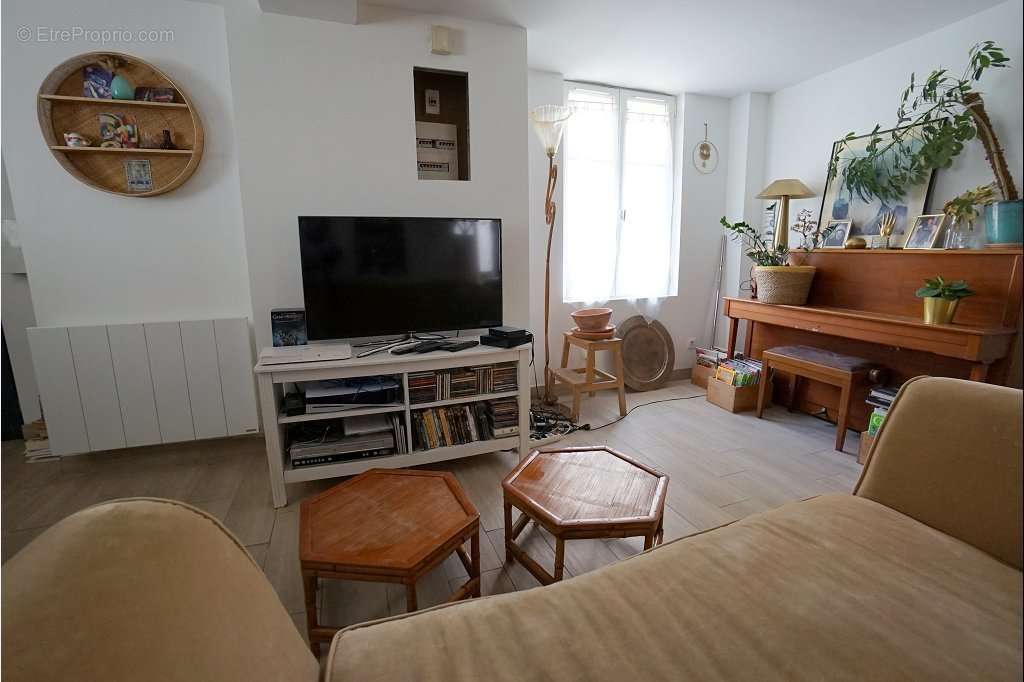 Appartement à EPONE