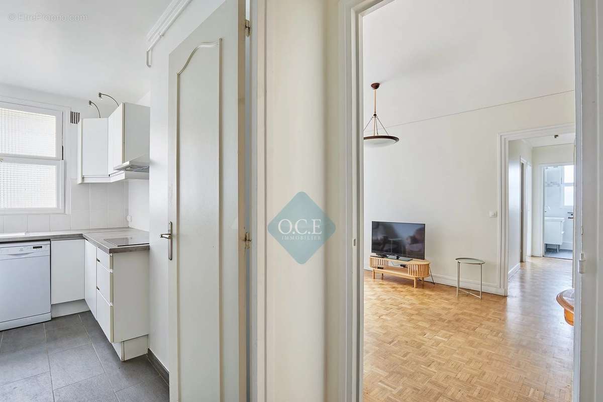 Appartement à PARIS-11E