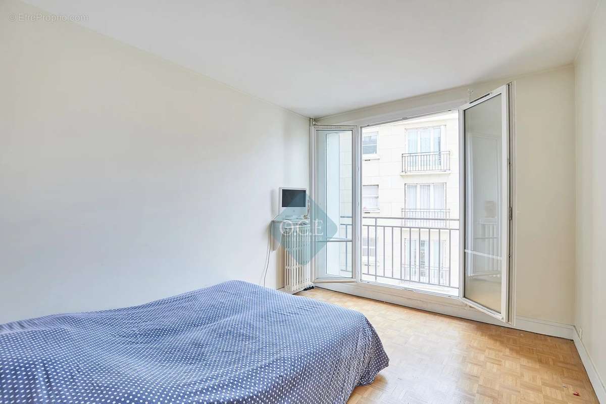 Appartement à PARIS-11E