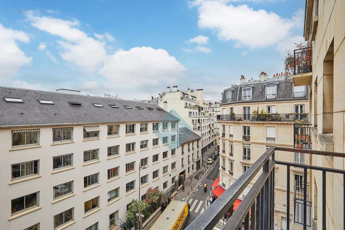 Appartement à PARIS-11E