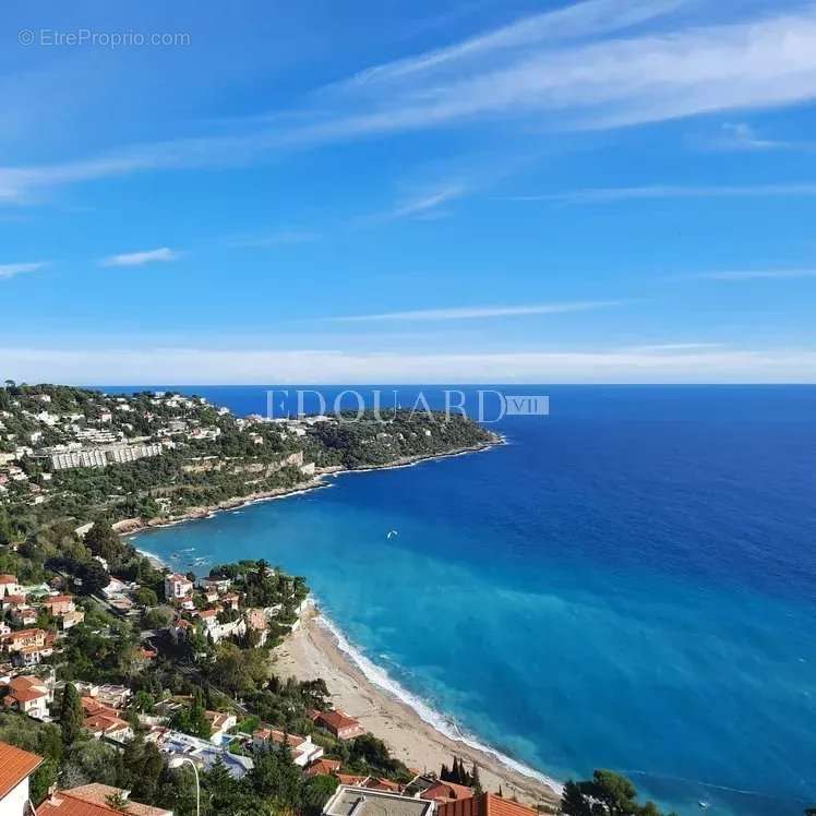 Appartement à ROQUEBRUNE-CAP-MARTIN