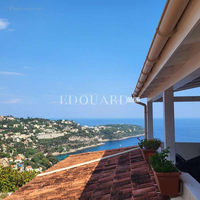 Appartement à ROQUEBRUNE-CAP-MARTIN