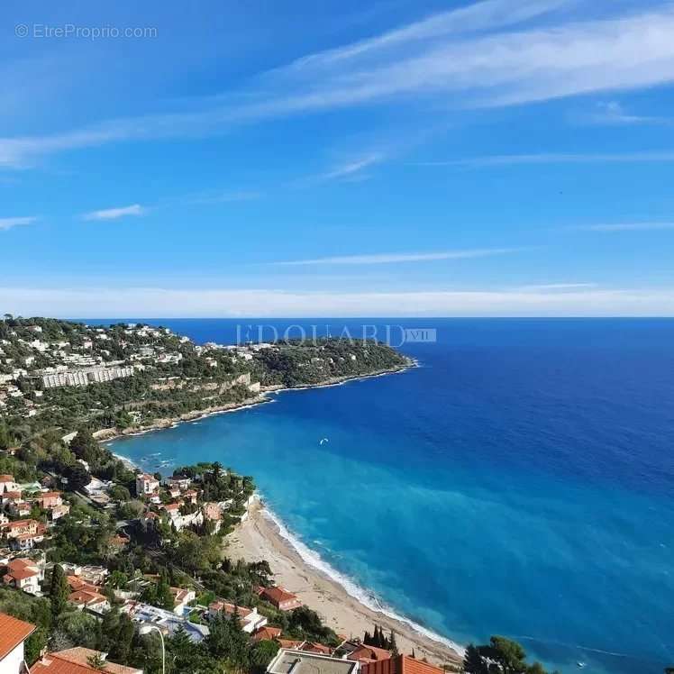 Appartement à ROQUEBRUNE-CAP-MARTIN