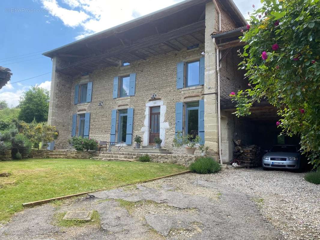 Maison à CHASSELAY