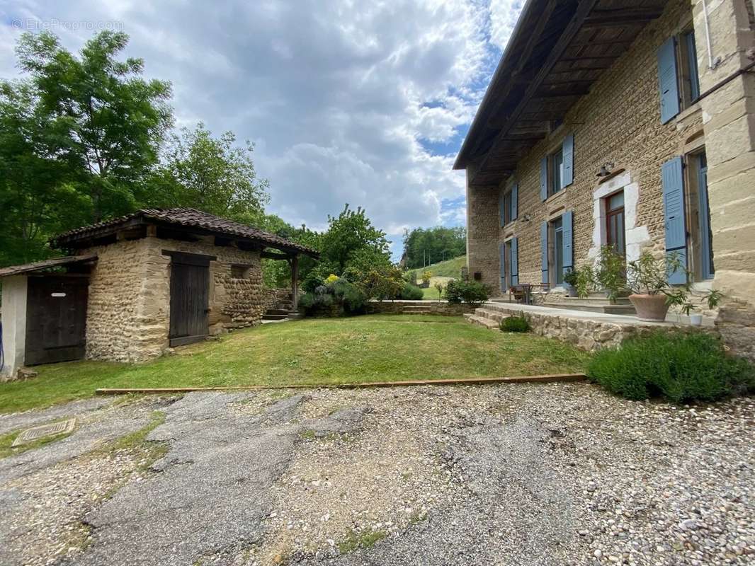 Maison à CHASSELAY