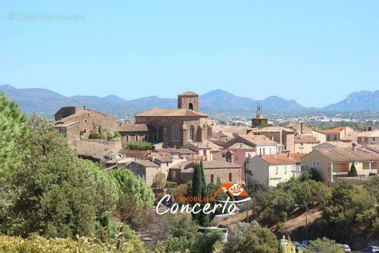 Autre à ROQUEBRUNE-SUR-ARGENS