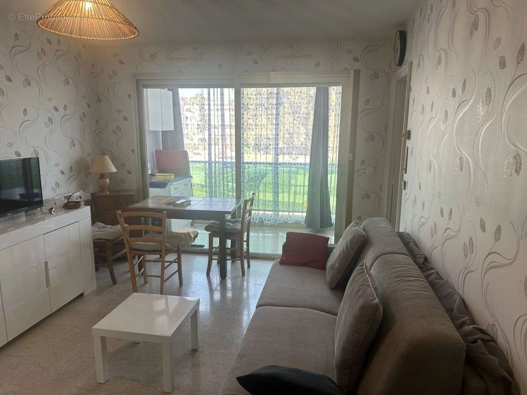 Appartement à CAGNES-SUR-MER