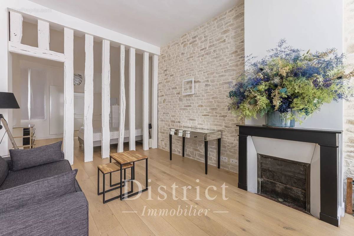 Appartement à PARIS-4E