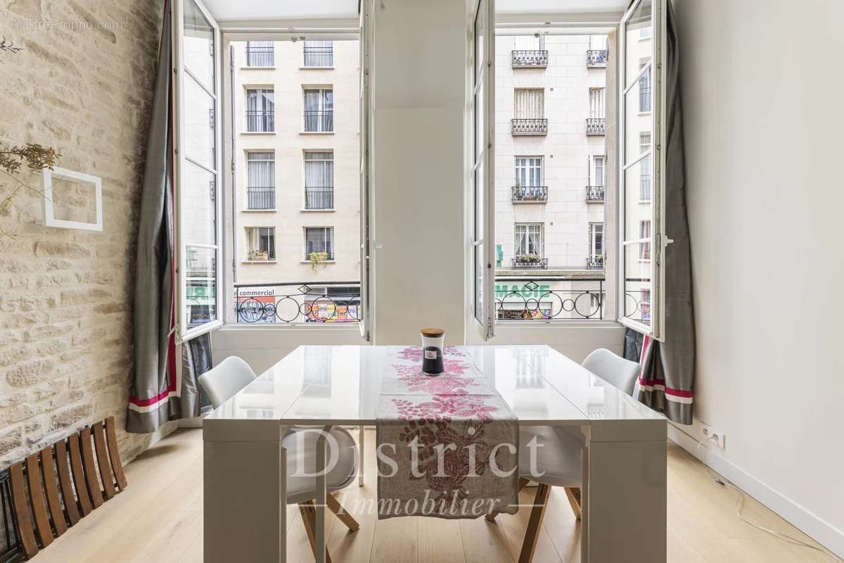 Appartement à PARIS-4E