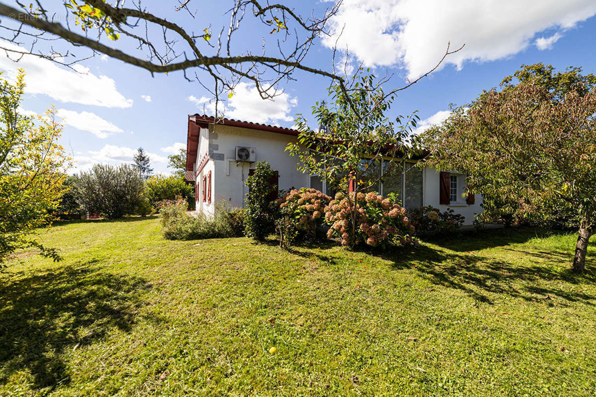 Maison à CAMBO-LES-BAINS