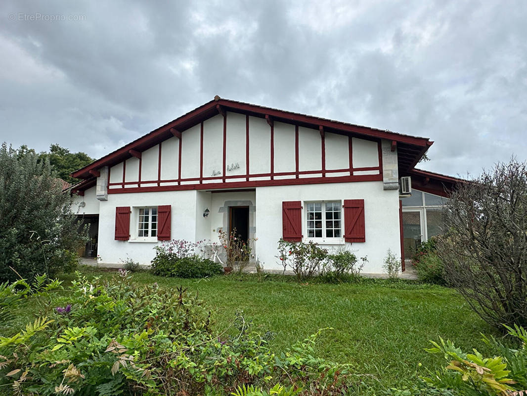 Maison à CAMBO-LES-BAINS