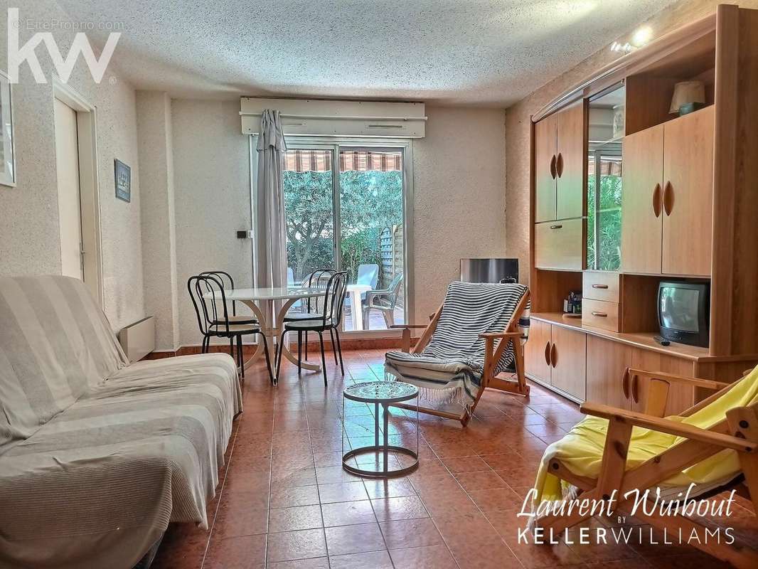 Appartement à BORMES-LES-MIMOSAS