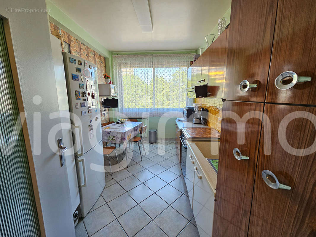 Appartement à LYON-8E