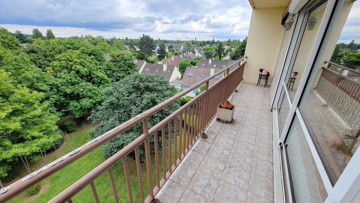 Appartement à SAINT-MICHEL-SUR-ORGE