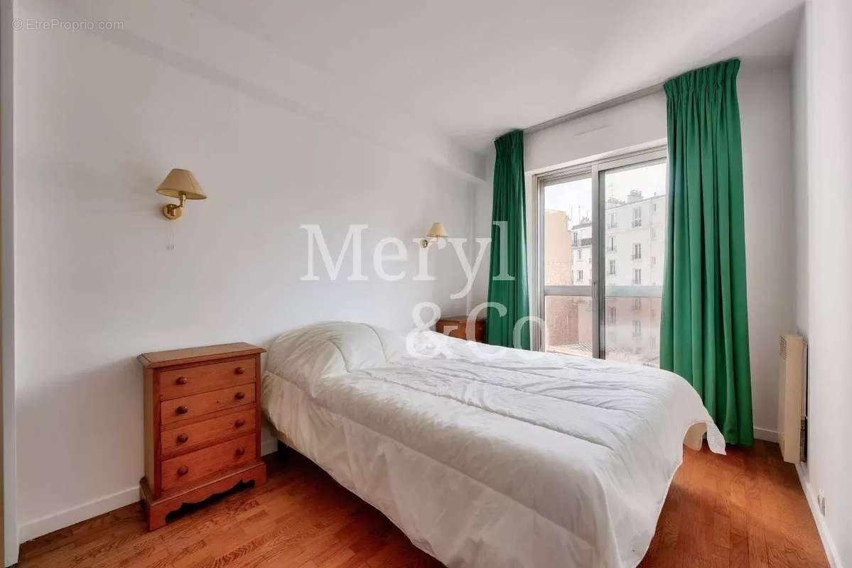 Appartement à PARIS-15E