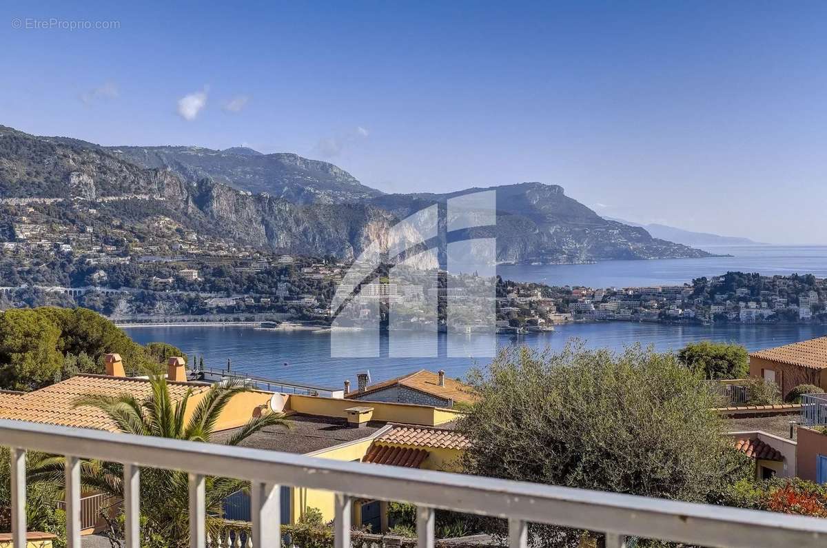 Appartement à VILLEFRANCHE-SUR-MER