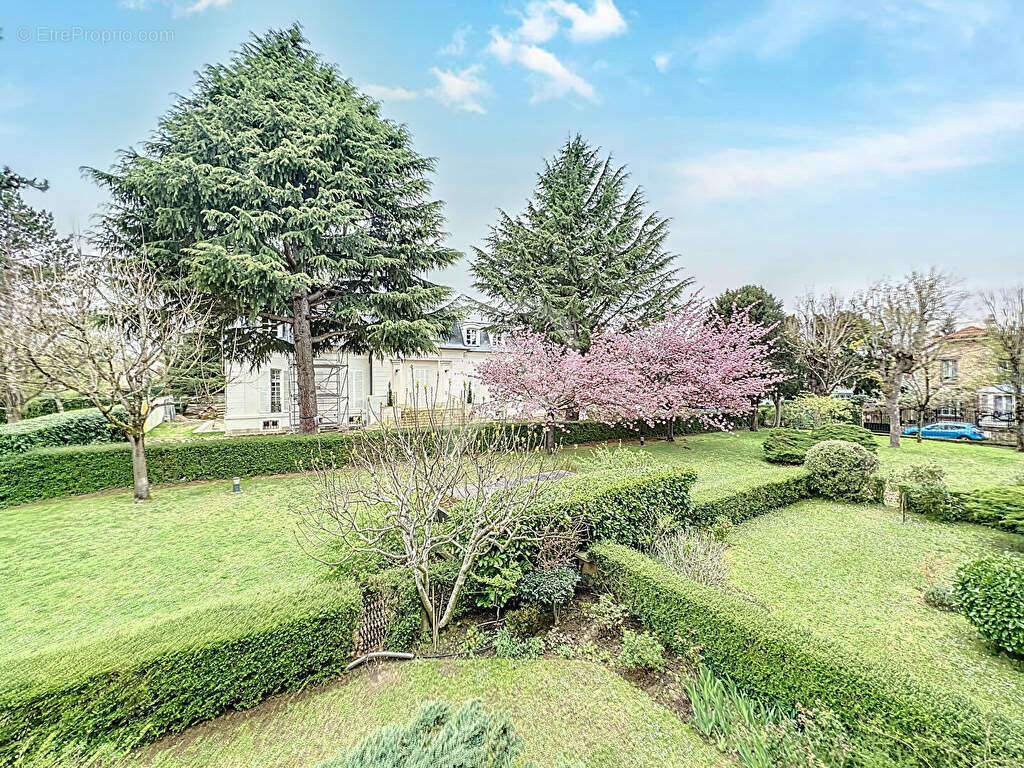 Appartement à CHATENAY-MALABRY