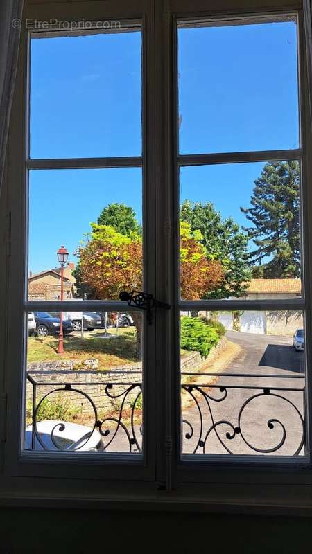 Maison à CHARROUX