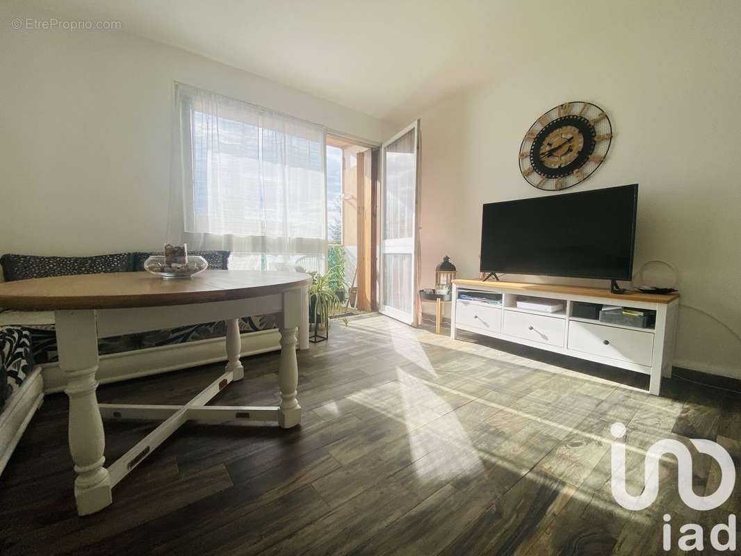 Photo 4 - Appartement à SAINT-FARGEAU-PONTHIERRY