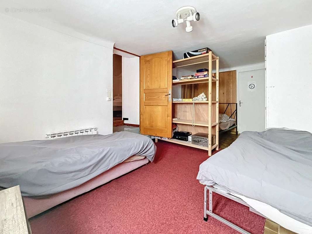 Appartement à SAINT-ETIENNE-DE-TINEE