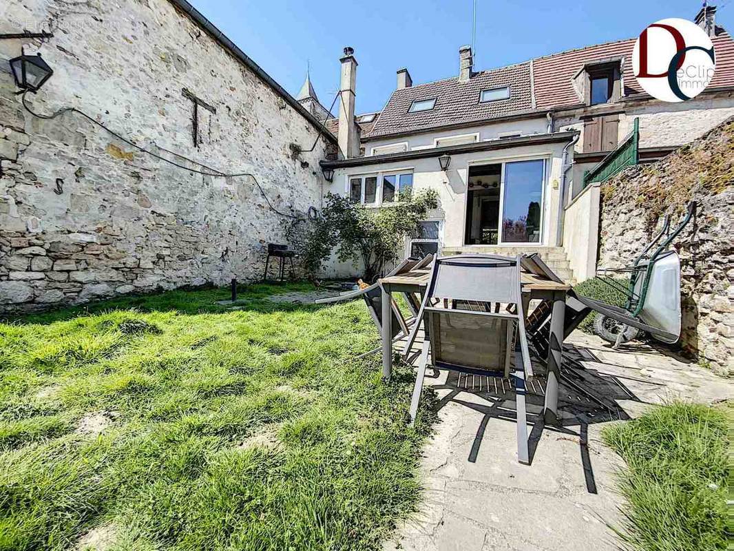 Maison à SENLIS