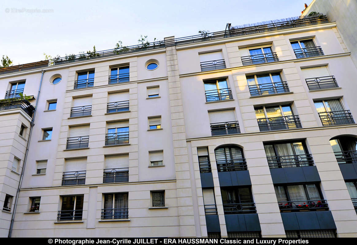 Appartement à PARIS-20E