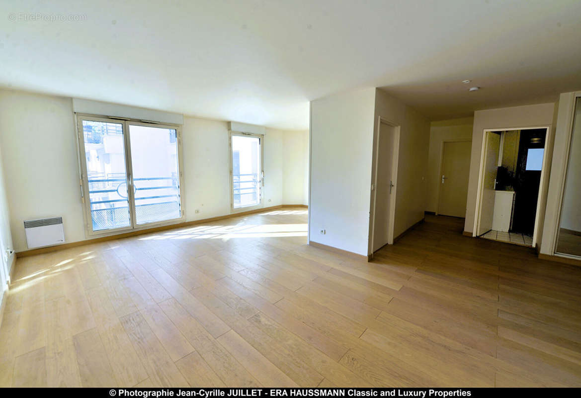 Appartement à PARIS-20E