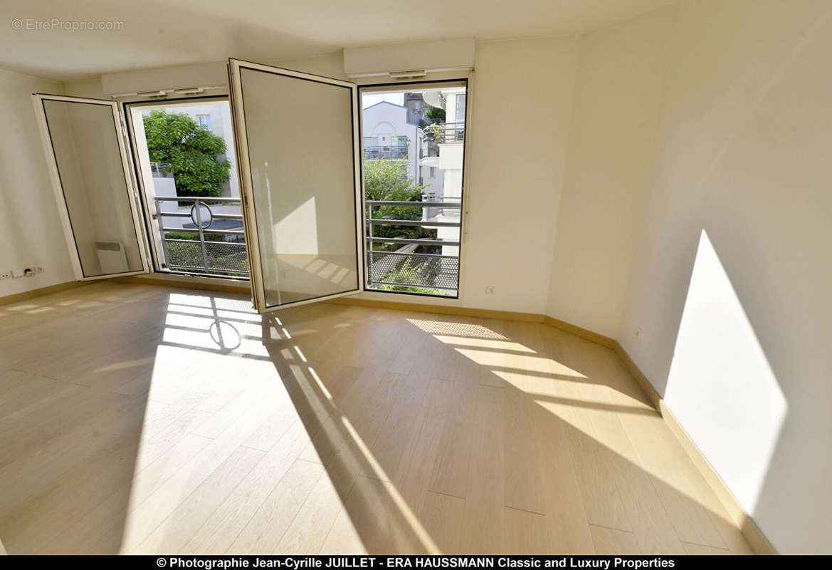 Appartement à PARIS-20E