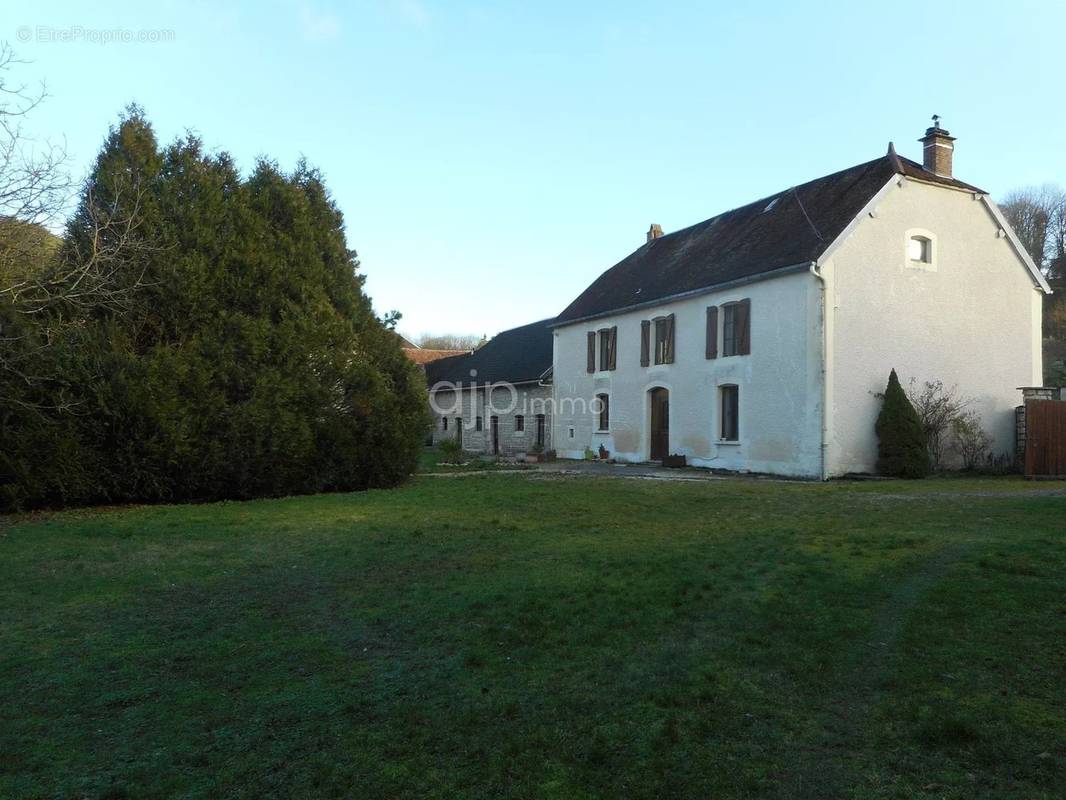 Maison à BAR-SUR-SEINE