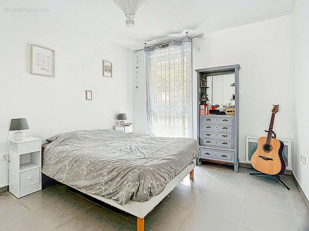 Appartement à MARSEILLE-9E