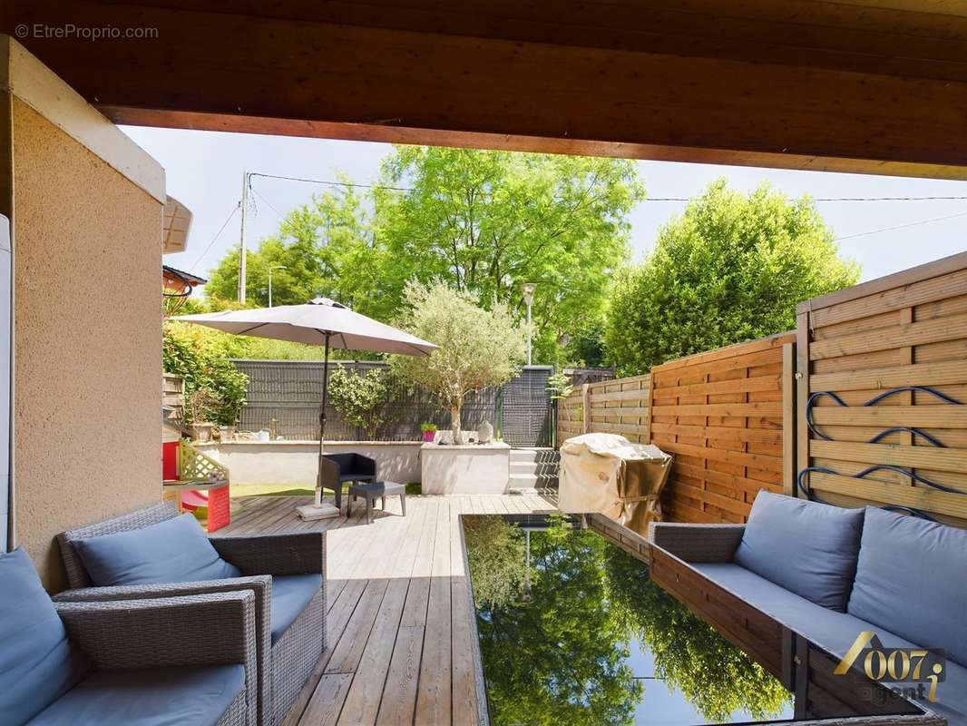 Terrasse - Appartement à CHAMBERY